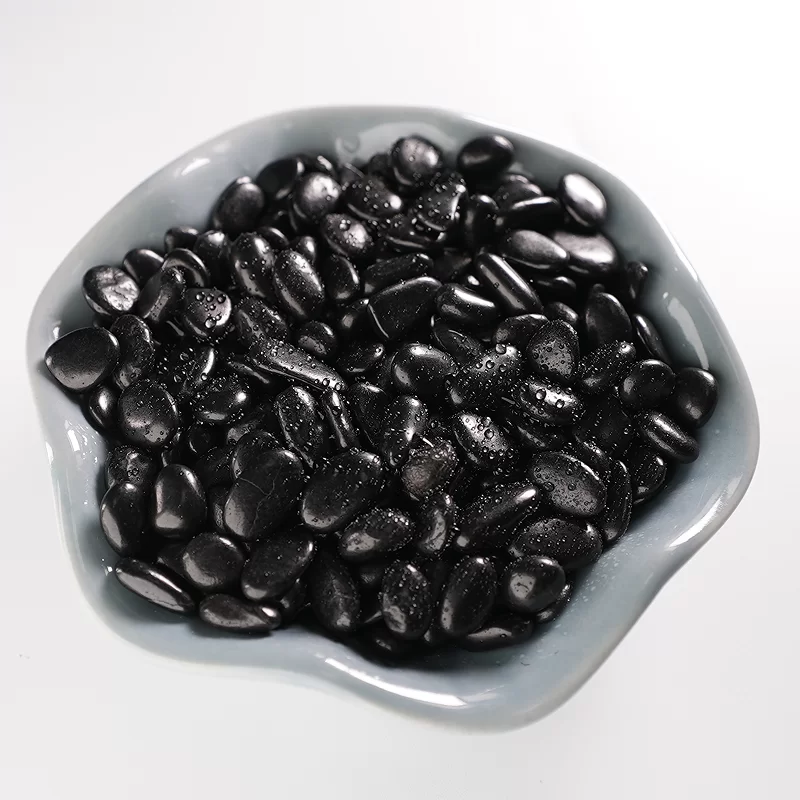 Pietre di ciottoli naturali colorate/bianche/nere/giTuttoe per l’abbellimento del parco