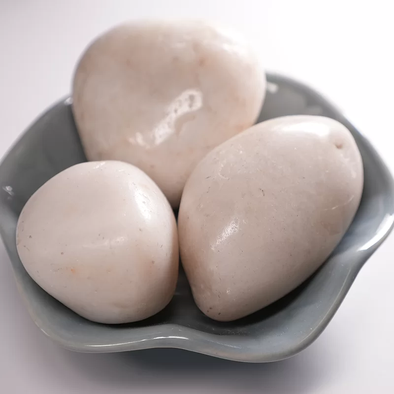 Pietre di ciottoli naturali colorate/bianche/nere/giTuttoe per l’abbellimento del parco